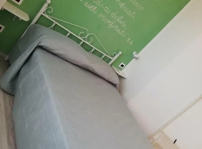 La Collina Dei Poeti קטנזארו