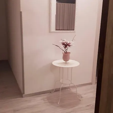 La Collina Dei Poeti