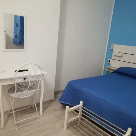 Lido La Collina Dei Poeti 3*