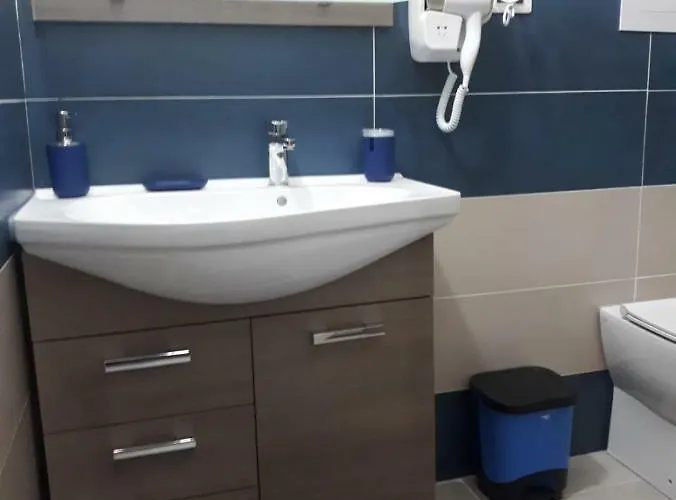 La Collina Dei Poeti 卡坦扎罗